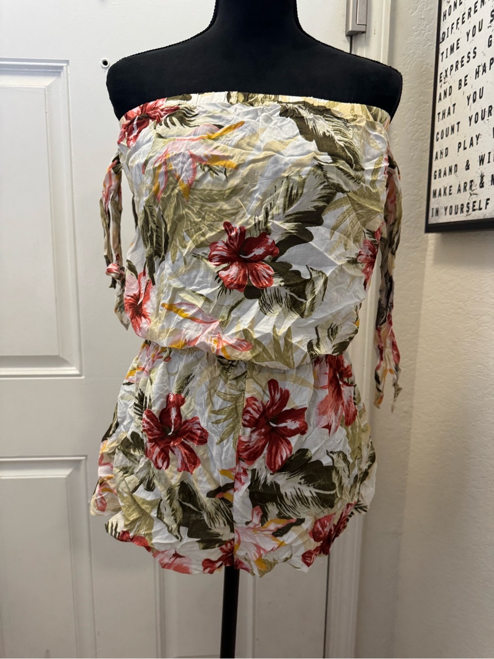 Forever 21 White Off-Shoulder Floral Romper with Red Hibiscus 0563